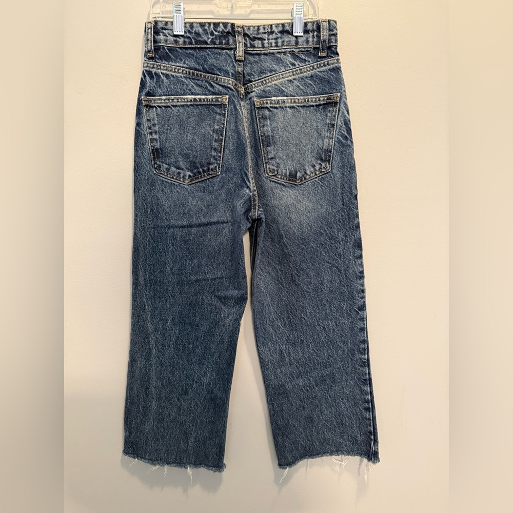 Zara High Waisted Wide Leg Denim Cropped Jeans with Frayed Hem Size 2 Festival - Picture 3 of 7